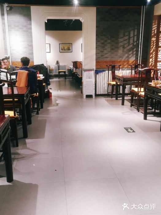 北平食府·北京烤鸭(北京西站六里桥店)大堂图片