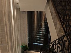 -新盈光·云会所(百丈东路店)