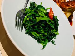 清炒豆苗-RIVIERA 松鹤楼(外滩店)