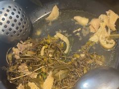 -野迹·石橄榄鸡·烧烤(新洲店)