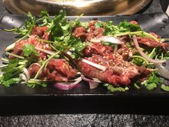 秘制香菜牛肉-嘿嘟嘟·肋条烧肉放题(爱融荟城店)
