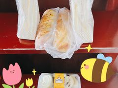 咖喱芝士鸡肉卷-85度C(生甜甜圈研究工坊·上海平凉店)