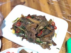 黑椒牛仔骨-官塘锋记鱼生·生腌·砂锅粥(牌坊街店)