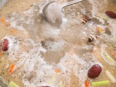 -牛八宝桂林米粉(八里庄店)