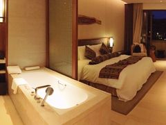 -西双版纳融创皇冠假日度假酒店