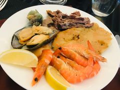 -圣丰索菲特·2 On 988 Café 自助餐厅