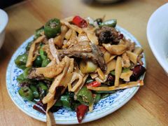 青椒鸡-十一街苍蝇馆子转经消江湖菜(九眼桥十一街店)