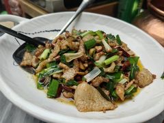 -蔼若春.传承三十年云南菜(金碧公园店)
