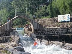 -龙井峡漂流