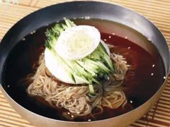 凉面-7年8班朝鲜族非遗美食(三钢里店)