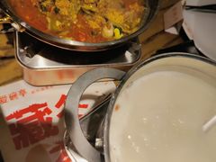 -爱碗亭·鲜炒湖南菜(壹城中心店)