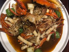 -臻鲜燕海鲜融合餐厅(金陵style店)