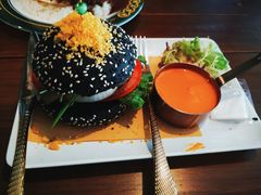 网红瀑布牛肉菠萝包-肥韬茶餐厅(南山mini店)