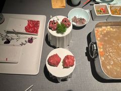 -左庭右院鲜牛肉火锅黑金店(陆家嘴中心店)