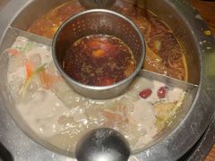 -佬土鹅肠火锅(解放路店)