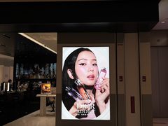 -喜茶(深圳万象城黑金店)