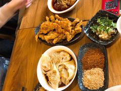 重庆小酥肉-付小姐在成都(中山公园店)