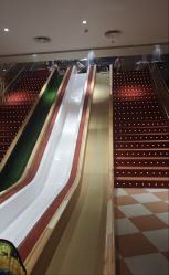 -奈尔宝·儿童乐园·亲子餐厅(前滩店)
