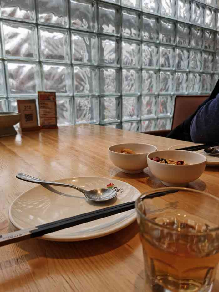 莎莎salsa·public house-"聚会来到莎莎融合餐厅地点离民园不是很远.