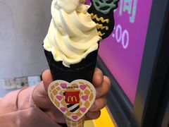 黑凤梨-麦当劳(中山八路店)