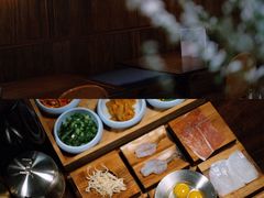 银米·来吃一碗好米线-银米·云南传统过桥米线(双廊黑金冠店)