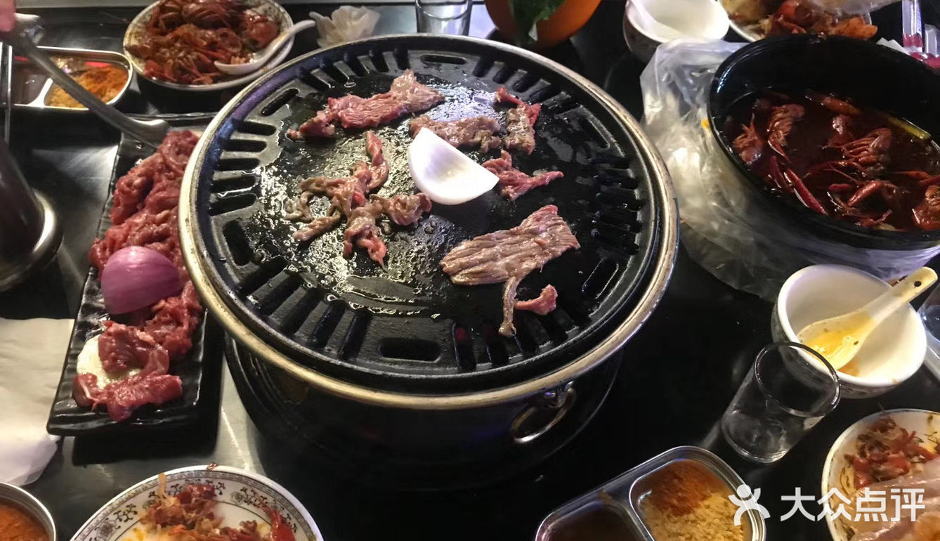 烧烤一条GAI  环境： 在康康谷偏里面些