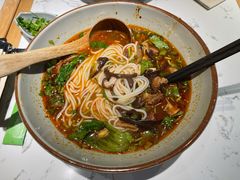 -百春原湖南牛肉粉(百联世纪店)