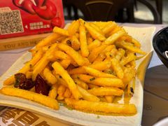 -巴厘龙虾·榜首油焖大虾(音乐学院·沿江酒馆店)