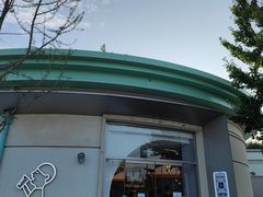 -喜茶(迪士尼小镇·平行宇宙店)