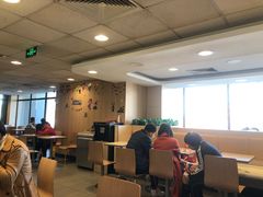 大堂-麦当劳(军博店)