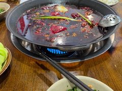 -黄潇洒老火锅(九眼桥宏济巷店)