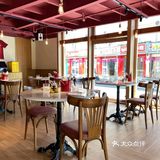 来三里屯一定要来这家餐厅尝尝，相信你一定会爱上它！