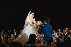 -LOVE SHINE婚纱·红鼎庄龙凤褂·妈妈装定制