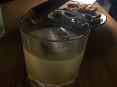 -三两三民谣咖啡清吧