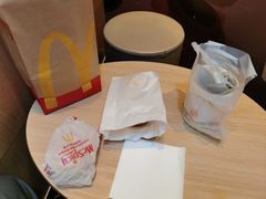 -麦当劳(华宁弘基生活中心店)