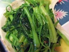 -蘑菇私房菜小馆(杨家坪西城天街店)
