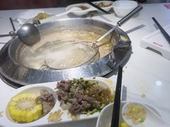 -浪里寻·臻牛养生牛肉火锅(方圆荟店)