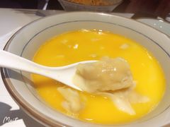 金汤黄鱼馄饨-蟹黄鱼·深夜面馆(巨鹿路店)