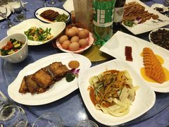 -伊和园清真餐饮