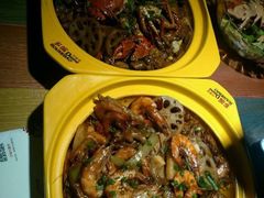 -多嘴肉蟹煲(万达店)