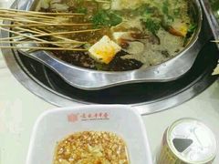 -袁记串串香(泉水轻轨站店)