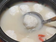 -魏铭鱼头捞饭(晋阳路店)