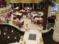 -碧中海汤泉汗蒸酒店