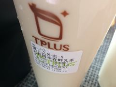 四季春鲜乳茶-TPLUS茶家(浦电路店)