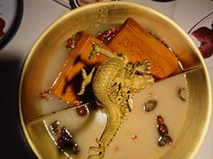 -小龙翻大江文化火锅(宽窄店)