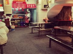 -易记皮肚面(明瓦廊店)