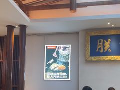 -阿瓦山寨·湘菜现炒·剁椒鱼头王(咸阳总店)