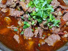 -大众跷脚牛肉馆·非遗传承单位(峨眉山店)