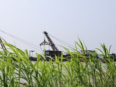 -巴陵广场