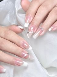 -Fanni美甲美睫皮肤管理